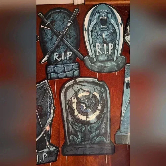 Marvel Superhero Graveyard Halloween Decoration Signs (EUC) - Picture 3 of 10